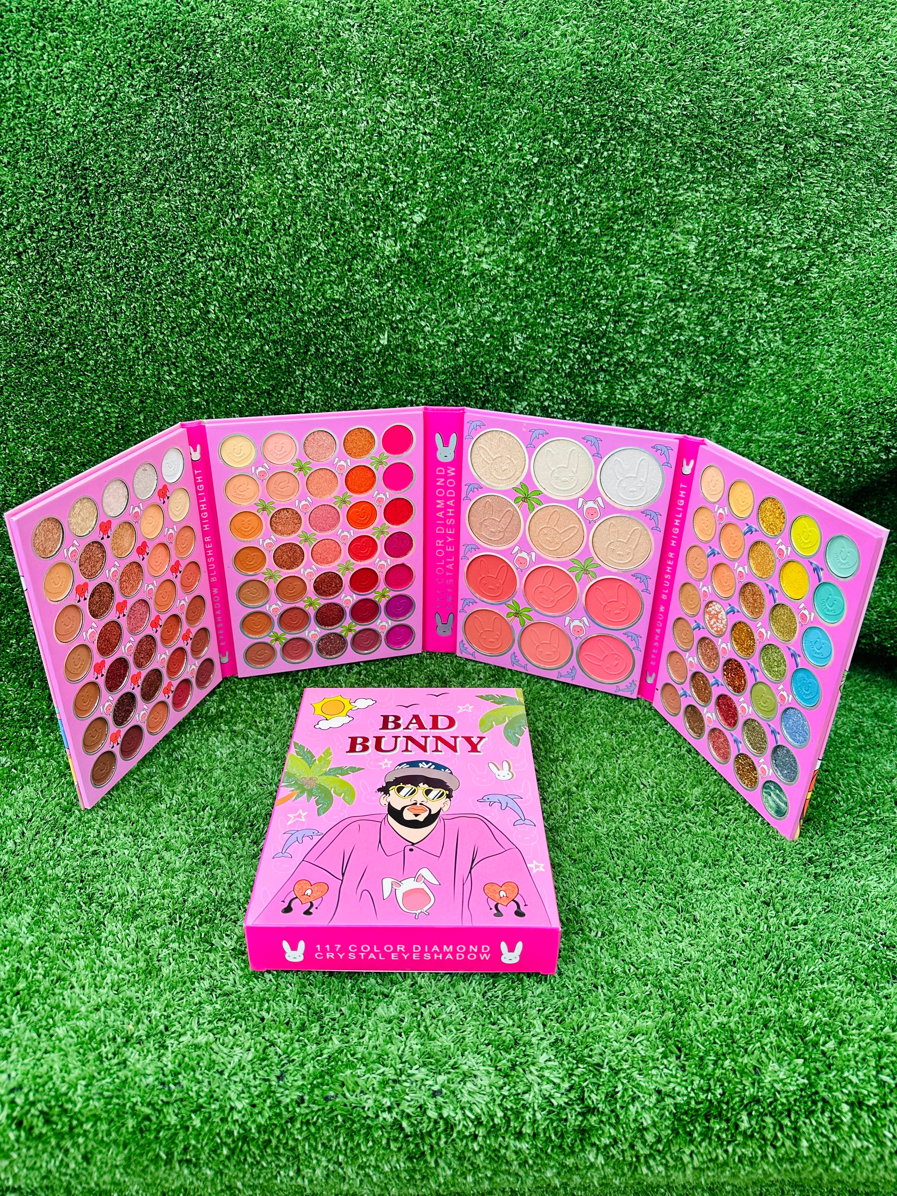BAD BUNNY Pink | Big makeup palette |eyeshadow