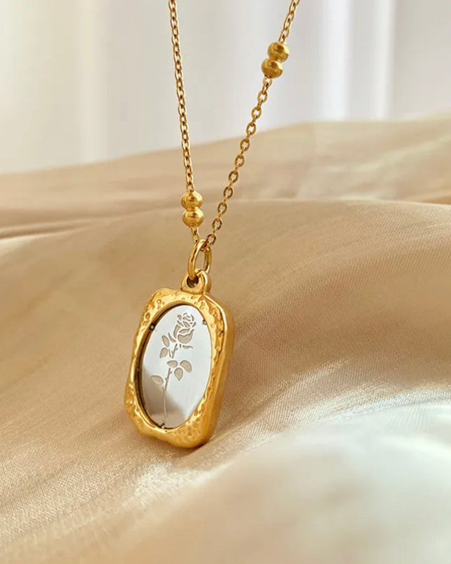 Collar Vintage- flor rosa -18k Gold Filled 