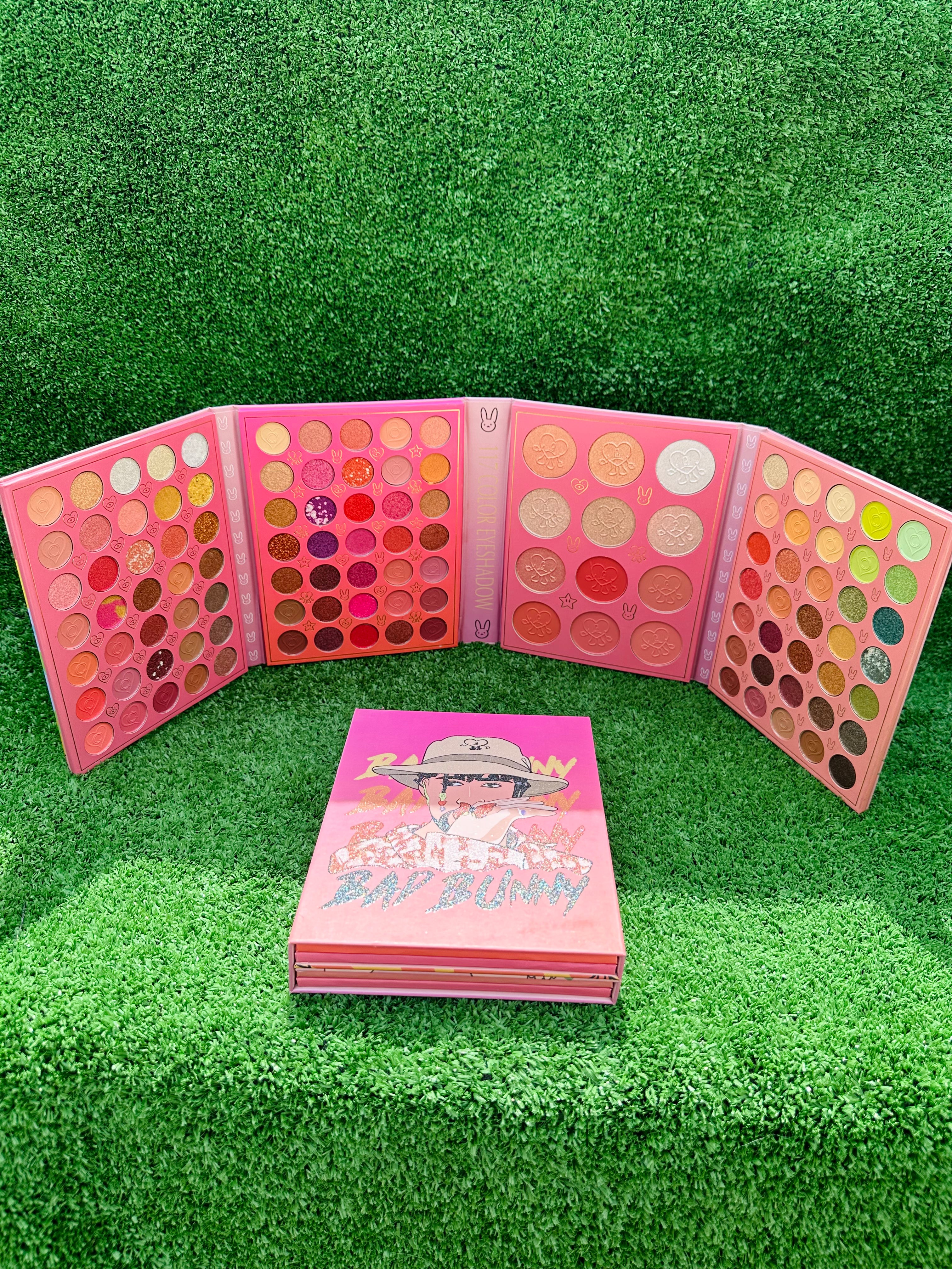 BAD BUNNY NEW Pink(2) | Big makeup palette |eyeshadow