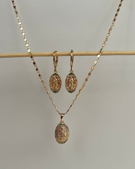Conjunto pendientes y collar Virgen 
