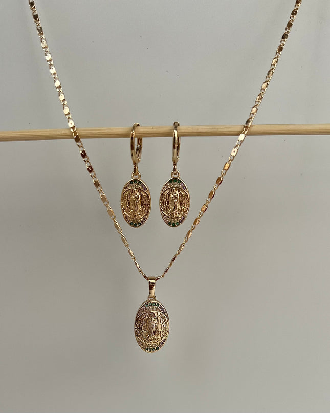 Conjunto pendientes y collar Virgen 