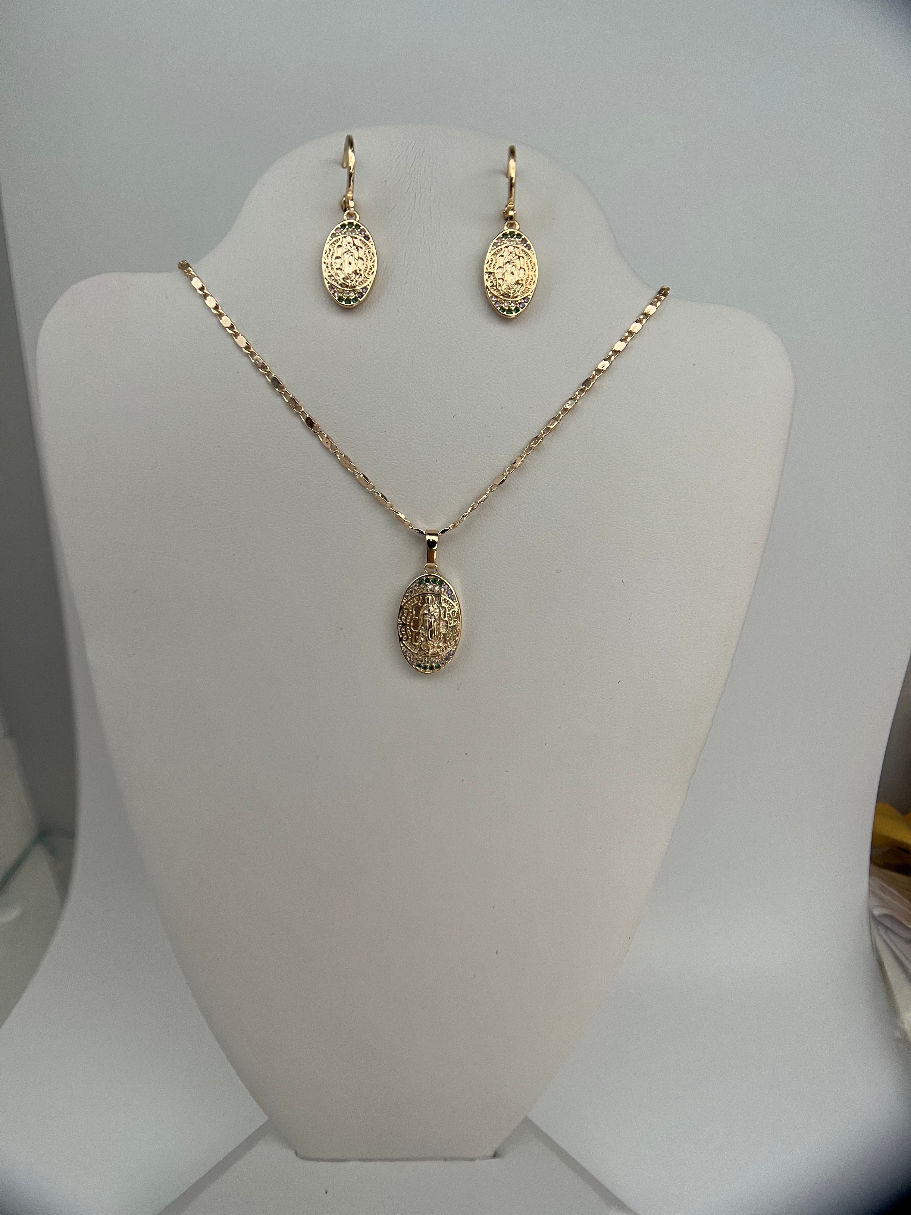 Virgen set earrings and necklace