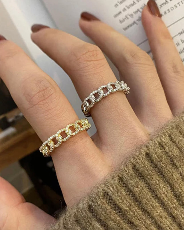 Anillo ajustable con circonita cúbica 