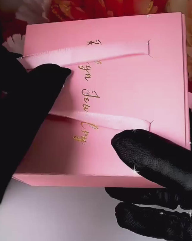 Juego de collar y aretes de oso de colores y circonitas cúbicas rellenas de oro de 18 quilates 